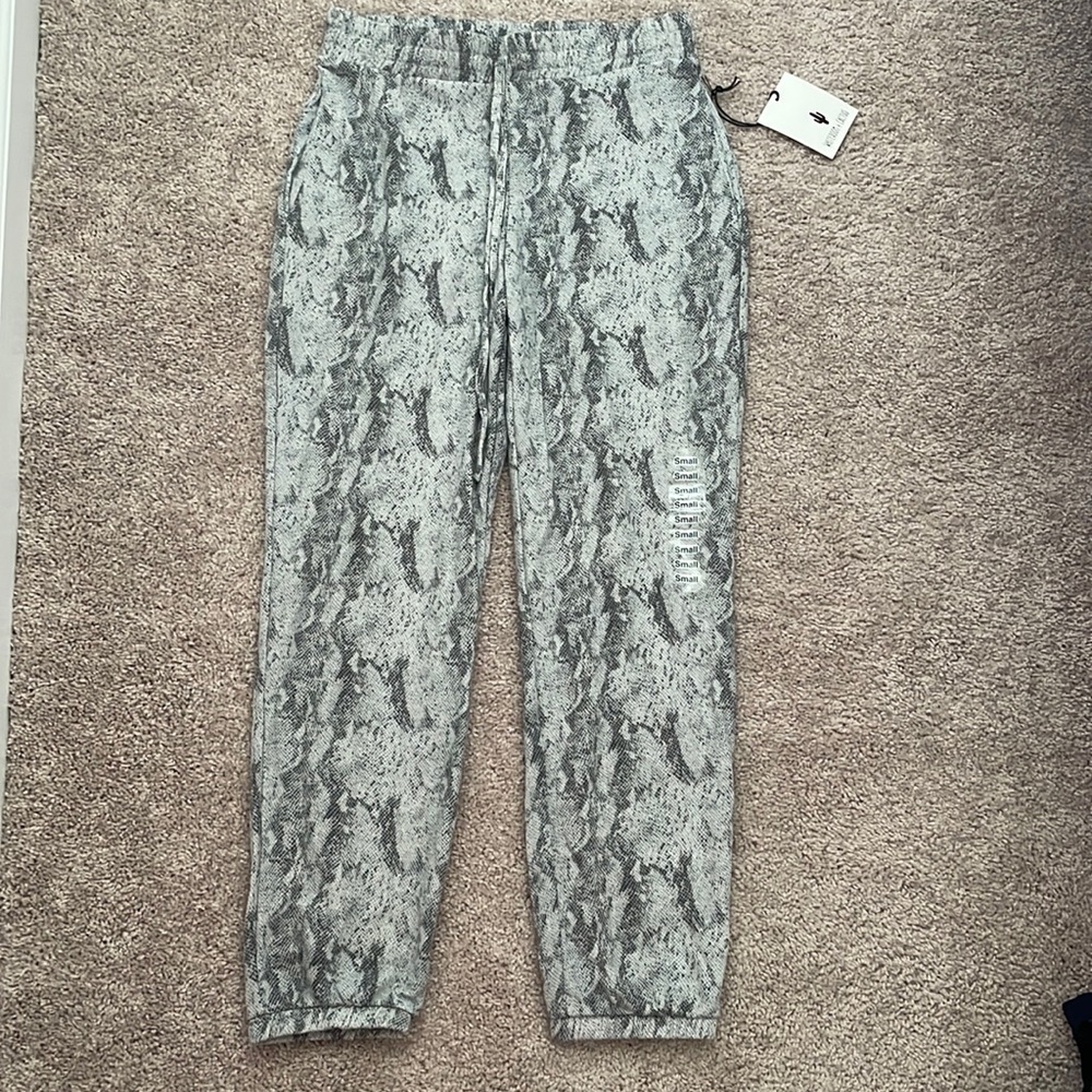 Snakeskin Jogger brand new with tags